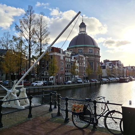 Canal View Suite Amsterdam Eksteriør billede